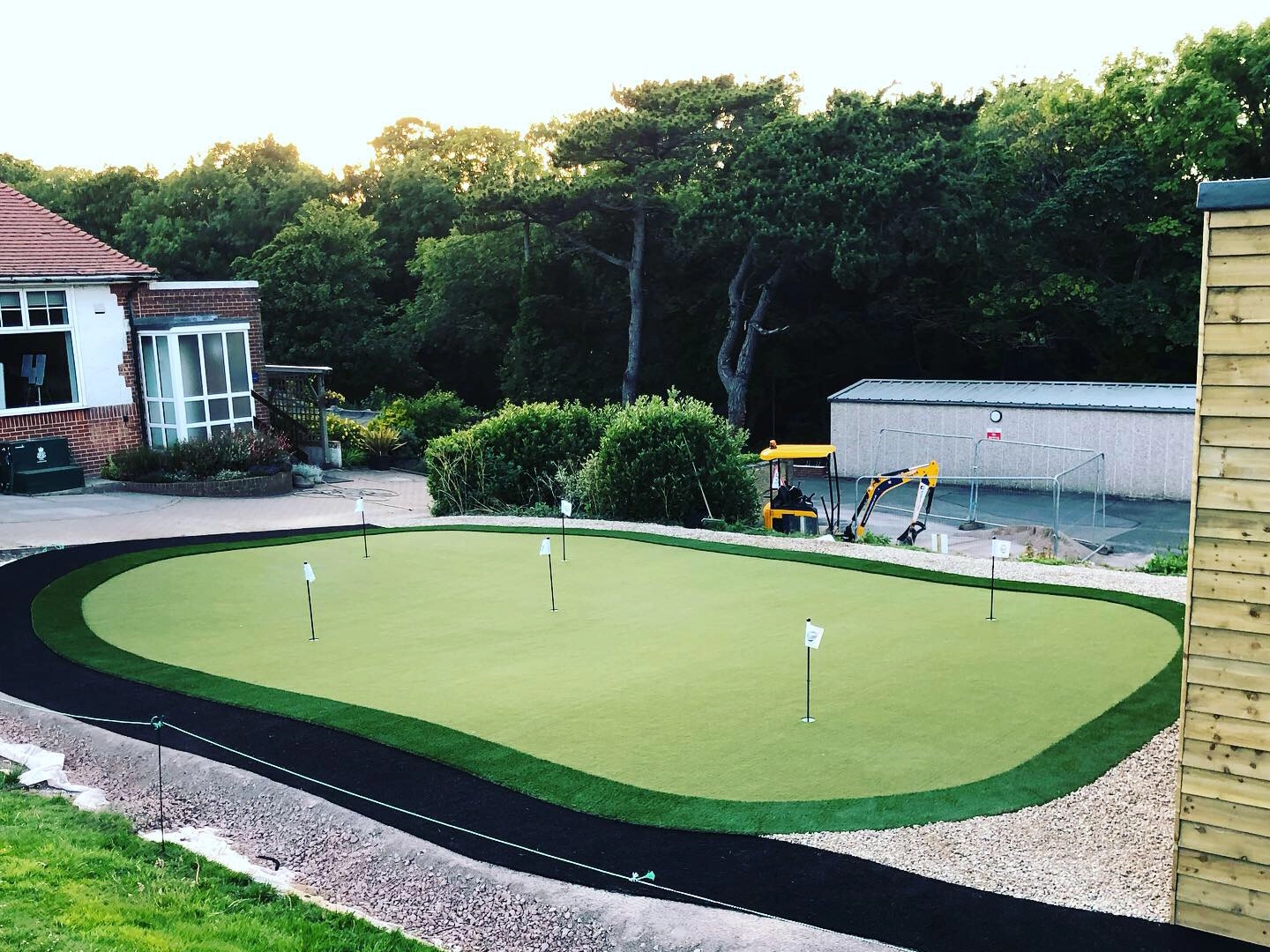 5CF4ECFC-AF80-40E8-966E-DB6F520EE1E2 cropped